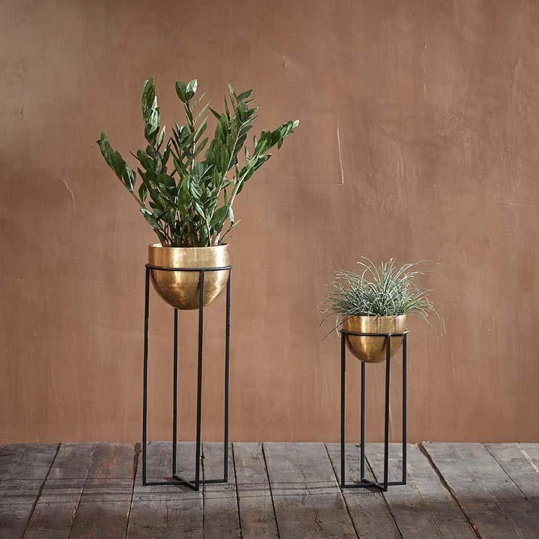 Atsu Planter Stand 1 Atsu Planter Stand